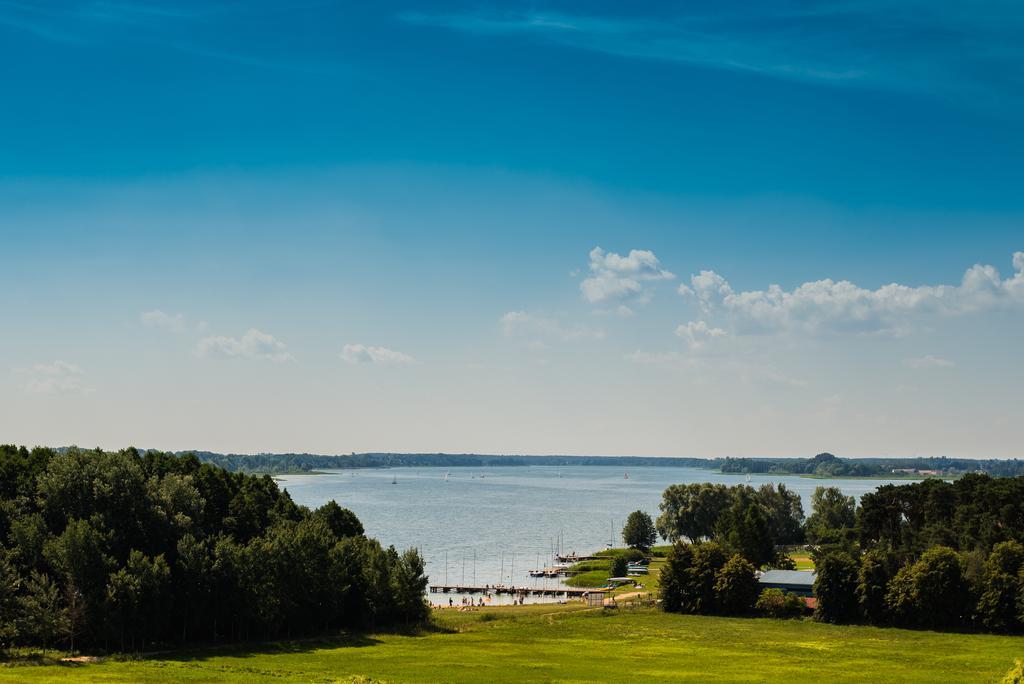 Pensjonat Nad Jeziorem Powidz  Luaran gambar